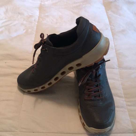 MEN Ecco Cool 2.0 Gore-Tex sneaker  Gray with rust trimSize 44. US Size =11 GUC - Picture 5 of 12